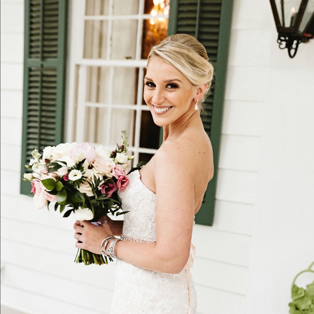 Meet your Posher, Claire